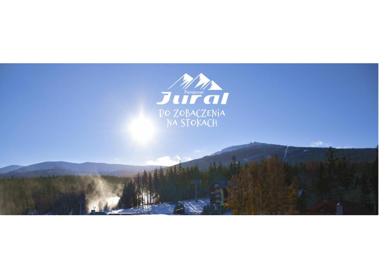 Pensjonat Jural ชกลาร์สกา ปอเรมบา ภายนอก รูปภาพ
